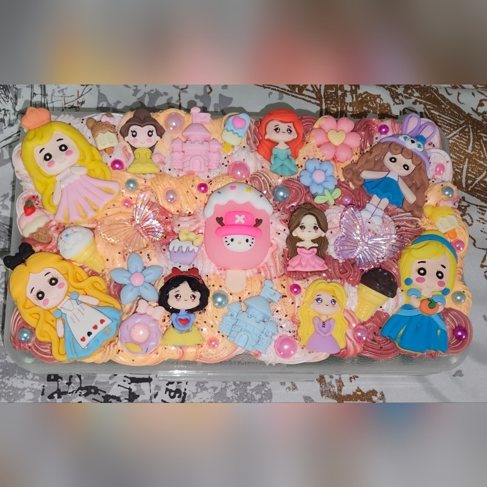 Custom or pre-designed decoden
